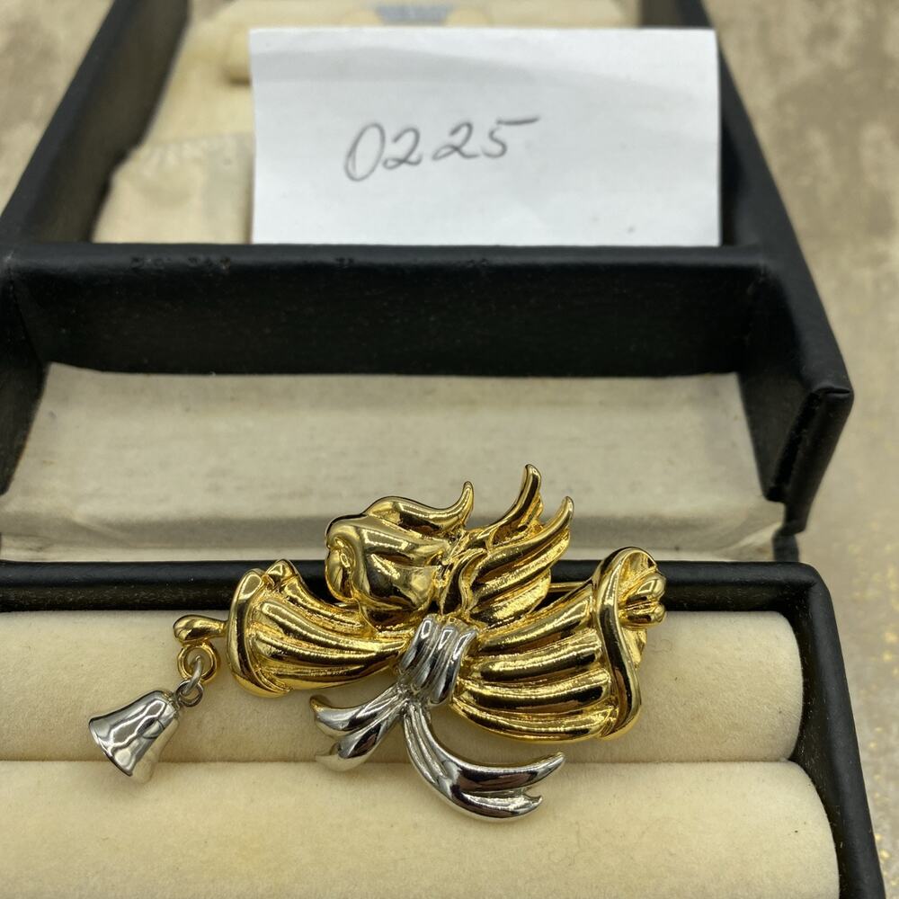 Vintage Gold & Silver Tone TARA Bell Dangle Bow -Brooch Pin Jewelry 2”